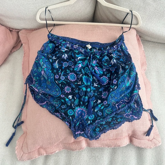 Spell Kiss The Sky Shorts - Picture 6 of 6